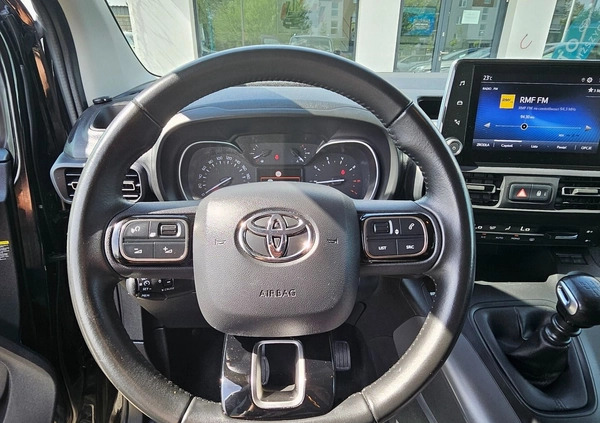 Toyota Proace City Verso cena 104900 przebieg: 107480, rok produkcji 2021 z Międzychód małe 254